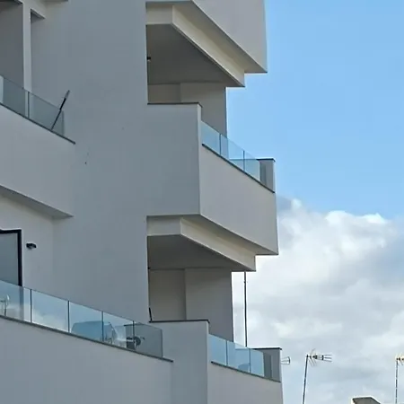 Apto Moderno, A Minutos De La Playa Y Del Centro Tarifa